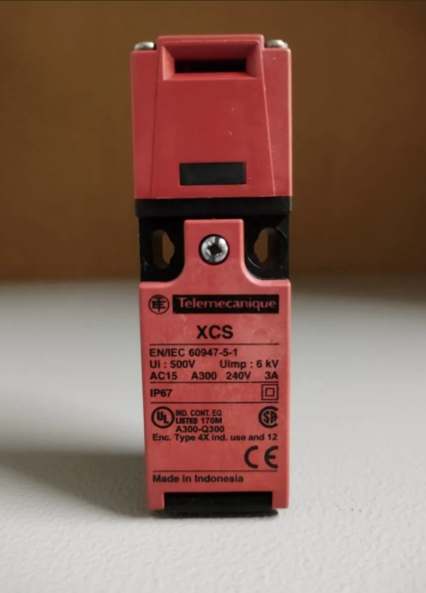 Interruptor De Segurança - Schneider Electric - Xcspa791