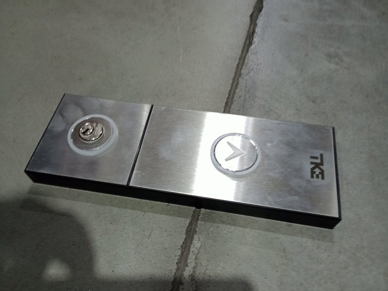 Botoeira de pavimento placa frontal para elevadores