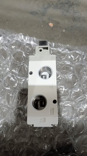 Eletroválvula Série SMC VP742K-5YZD1-04FB 24 VDC | Movestock.com